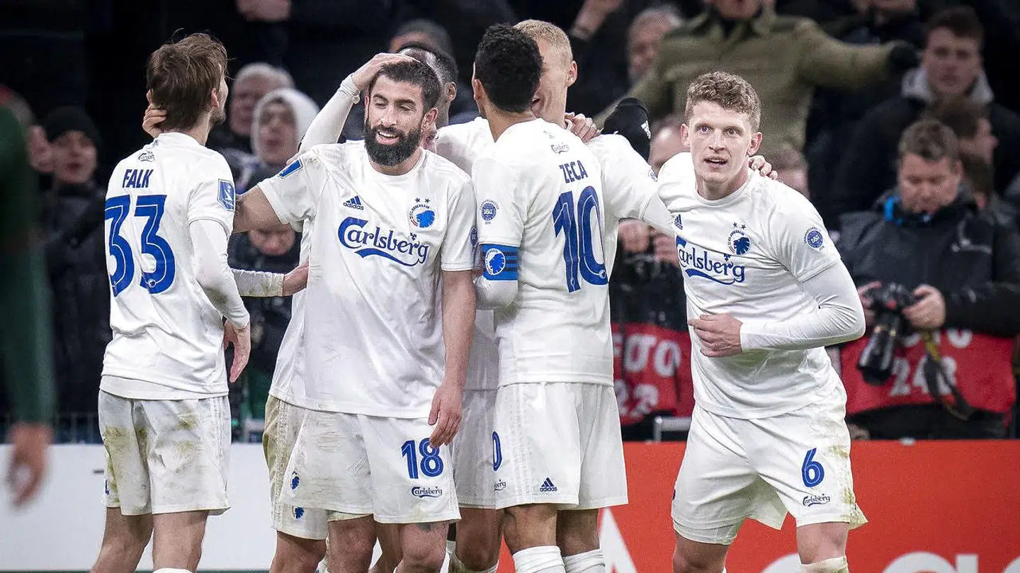 FCK-spillere under Superliga-kampen mod AaB i marts.