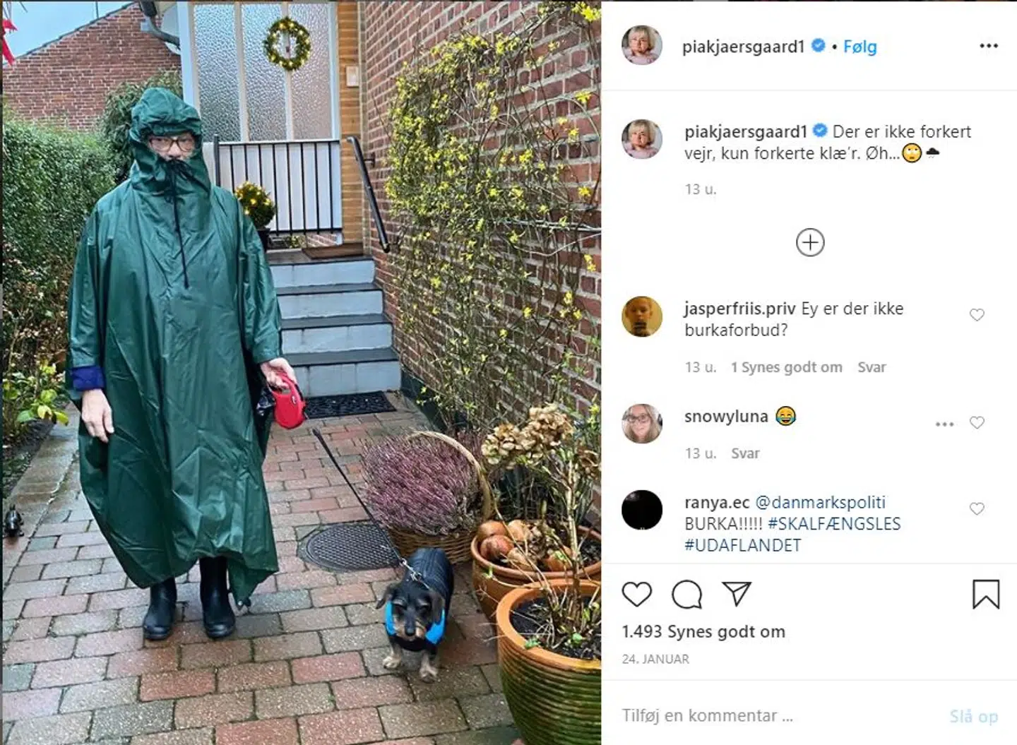 Pia Kjærsgaard lufter hund.