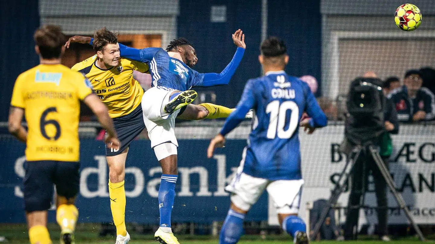 Divisionsforeningen satser på slut maj i forhold til en genoptagelse af denne Superliga-sæson.