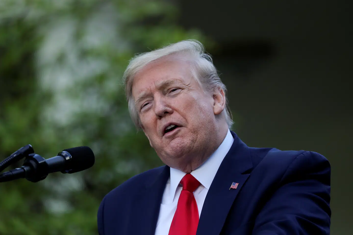 Donald Trump afviser alt ansvar på sit daglige pressemøde om coronavirusset natten til tirsdag dansk tid. Carlos Barria/Reuters