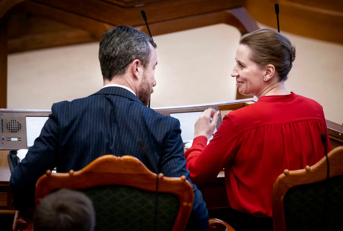 Statsminister Mette Frederiksen og Venstres Jakob Ellemann-Jensen under møde i Folketingssalen, som indledes med en partilederdebat, på Christiansborg tirsdag d. 21. januar 2020.. (Foto: Liselotte Sabroe/Ritzau Scanpix)