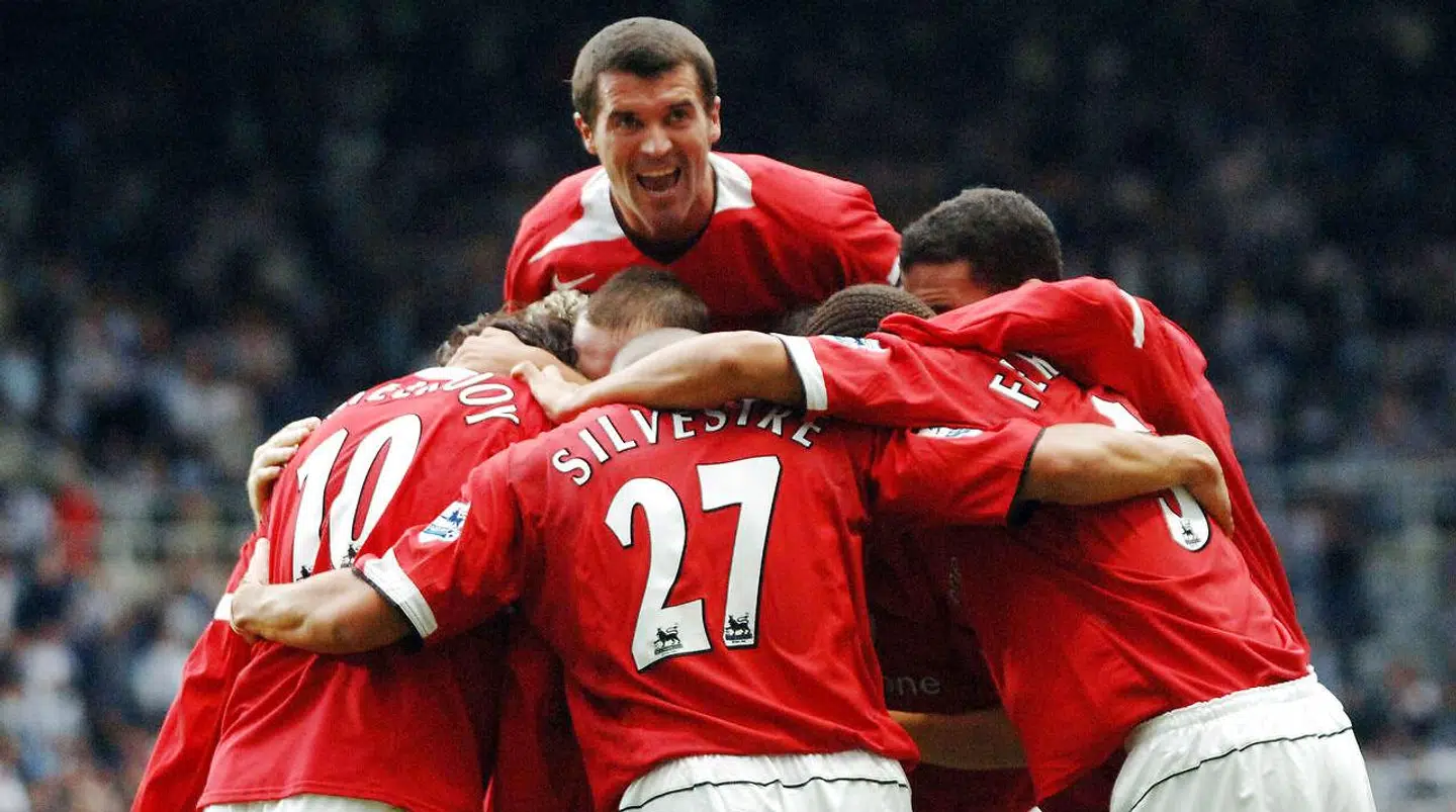 Roy Keane (øverst) spillede 480 kampe i Manchester United, hvor han står noteret for 51 scoringer.