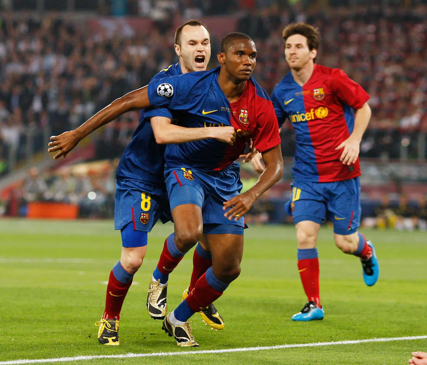 Andrés Iniesta (tv.) vandt blandt andet Champions League med FC Barcelona i 2009. Men det var også dér, han var nede i et sort hul.