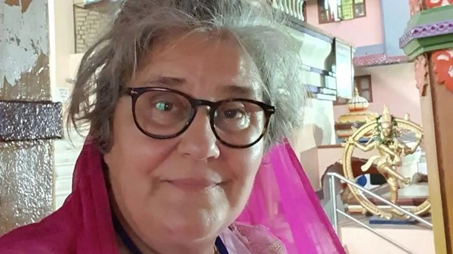 Yeshe Moros bruger al sin tid på spirituel praksis lige nu - det er vigtigt for hende ikke at lade bekymringerne overtage.
