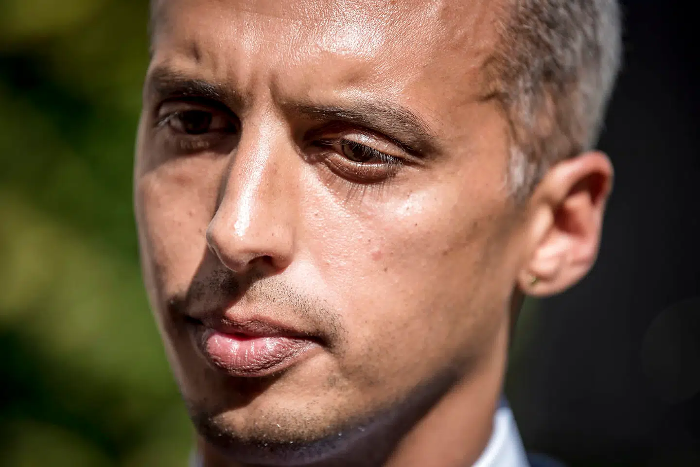 Udlændinge- og integrationsminister Mattias Tesfaye mener, at Statens Serum Institut skal offentliggøre smittetallene for de etniske minoriteter.
