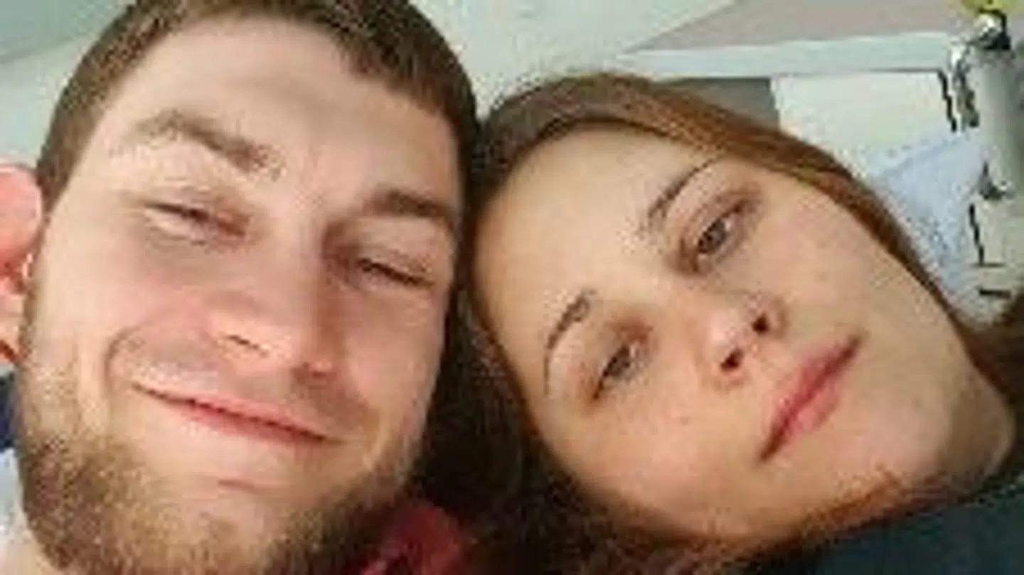 Mathias Jensen og Chelsea Fidanzato blev genforenet ondag.