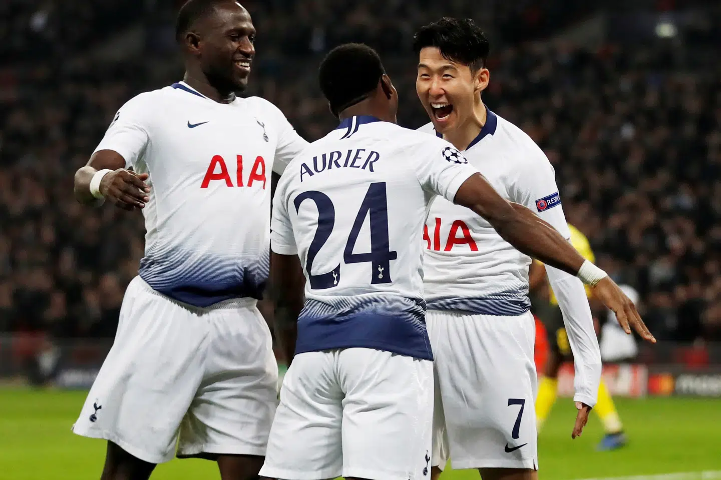 Her ses Serge Aurier, Moussa Sissoko og Heung-min Son under en Champions League-kamp sidste år. Matthew Childs/Ritzau Scanpix