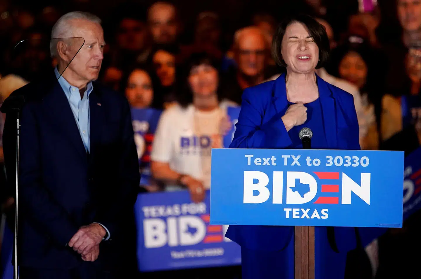 Joe Biden og Amy Klobuchar.