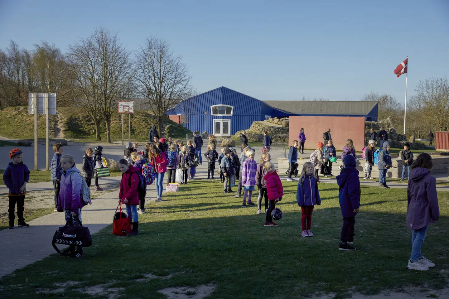 Børn fra 0.-5. klasse er igen startet i skole, efter frygt for coronavirus og lukkede Danmark ned. Mikkel Berg Pedersen/Ritzau Scanpix