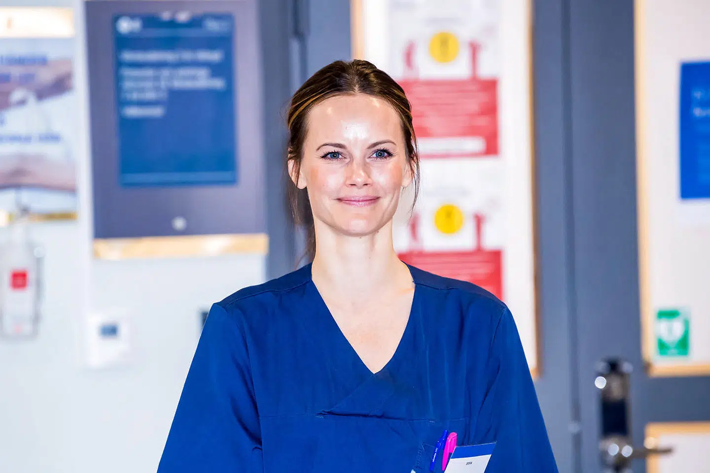 Prinsesse Sofia arbejder som frivillig på et hospital i Stockholm ( DANA-No: 02053397 )