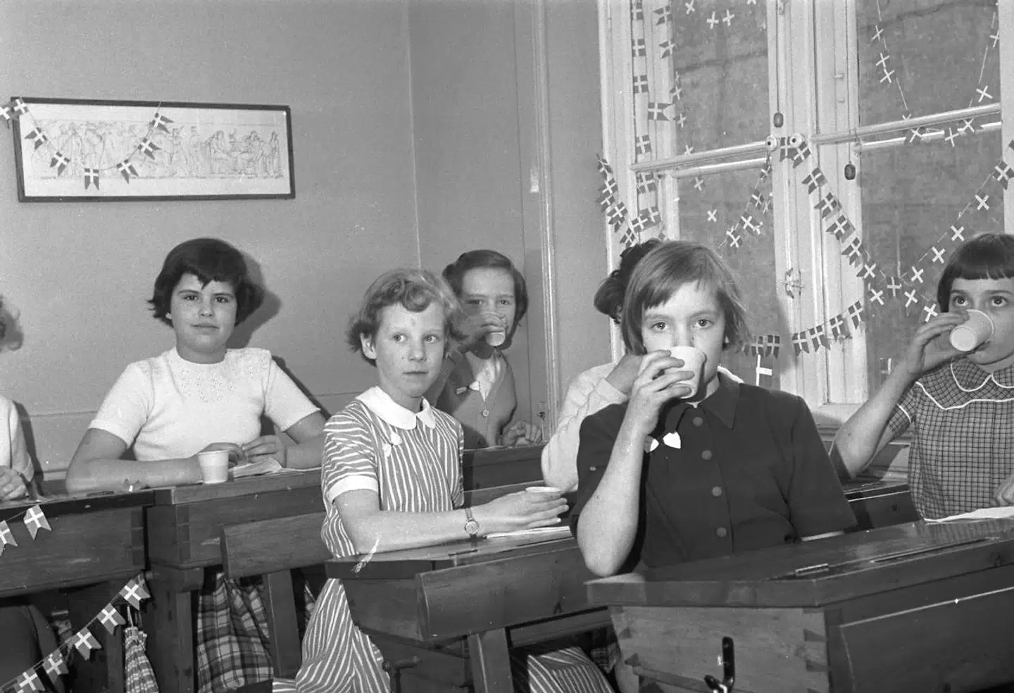 Camilla Castenskiold lærte Dronningen at kende, da de begge to gik på N. Zahles skole. På billedet fra 1951 ses dronning Margrethe på anden række til venstre.
