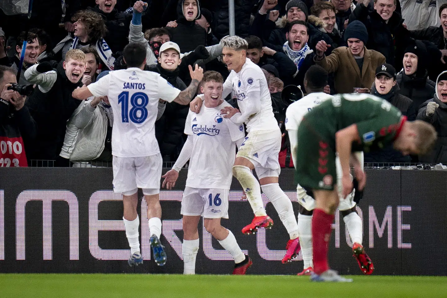 Fodboldspillere bliver udsat for stor skadesrisiko, hvis de skal spille kampe hveranden dag på grund af coronapausen. (Arkivfoto) Liselotte Sabroe/Ritzau Scanpix