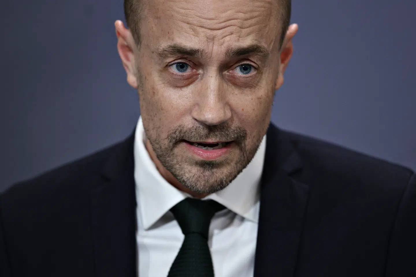 Sundheds- og ældreminister Magnus Heunicke (S) skal mandag eftermiddag forhandle med de øvrige partier i Folketinget om en genåbning af sundhedsvæsenet for alle de ikke-akutte operationer. Philip Davali/Ritzau Scanpix