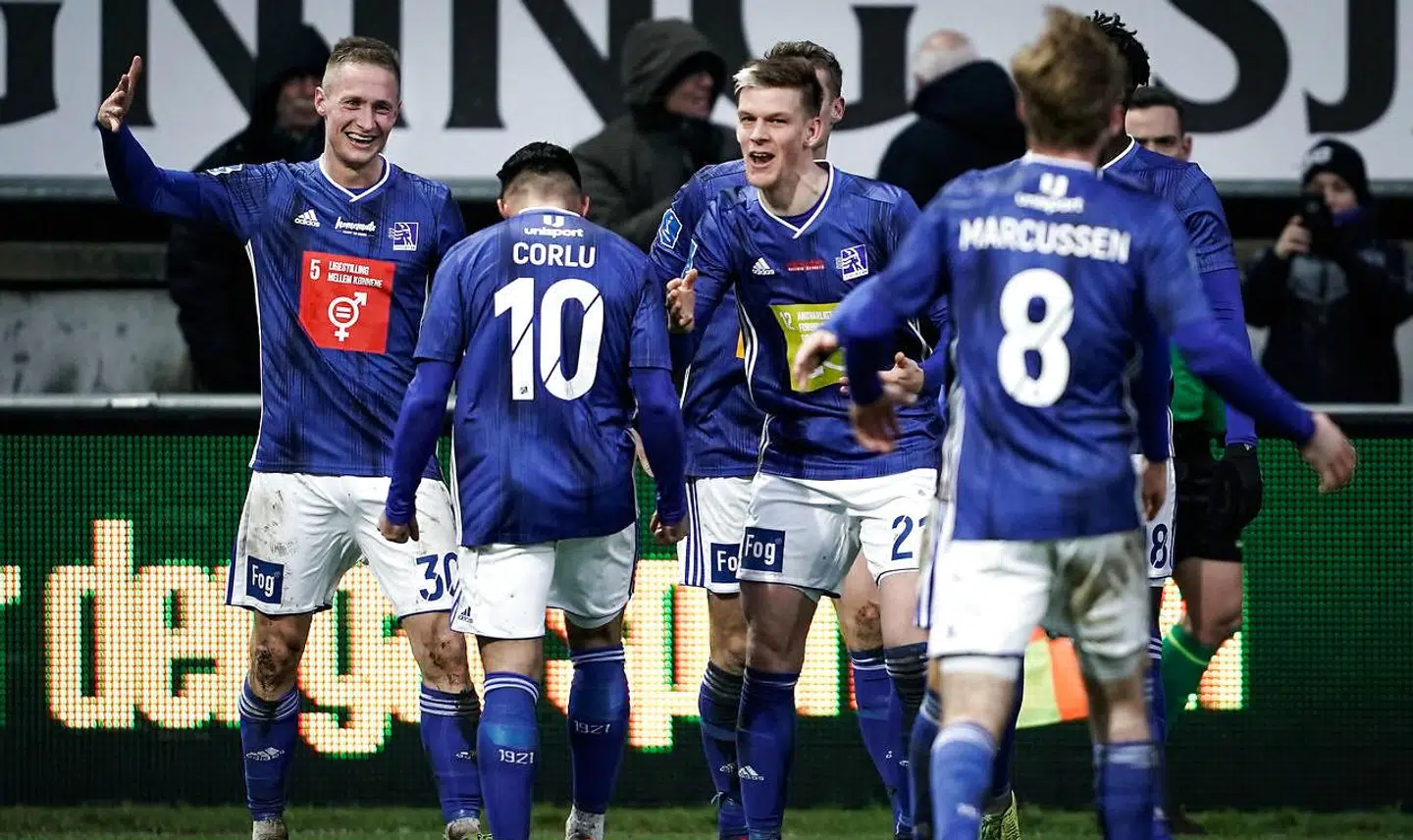 Lyngby-spillerne må nøjes med at juble for tomme tribuner resten af sæsonen.