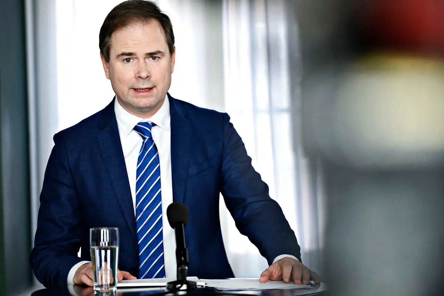 Finansminister Nicolai Wammen (S), da han sammen med skatteministeren, erhvervsministeren og beskæftigelsesministeren holder pressemøde i Finansministeriet torsdag den 9. april 2020. Ved pressemødet gives en opdatering om den danske økonomi under coronaudbruddet og en status på hjælpepakkerne.
