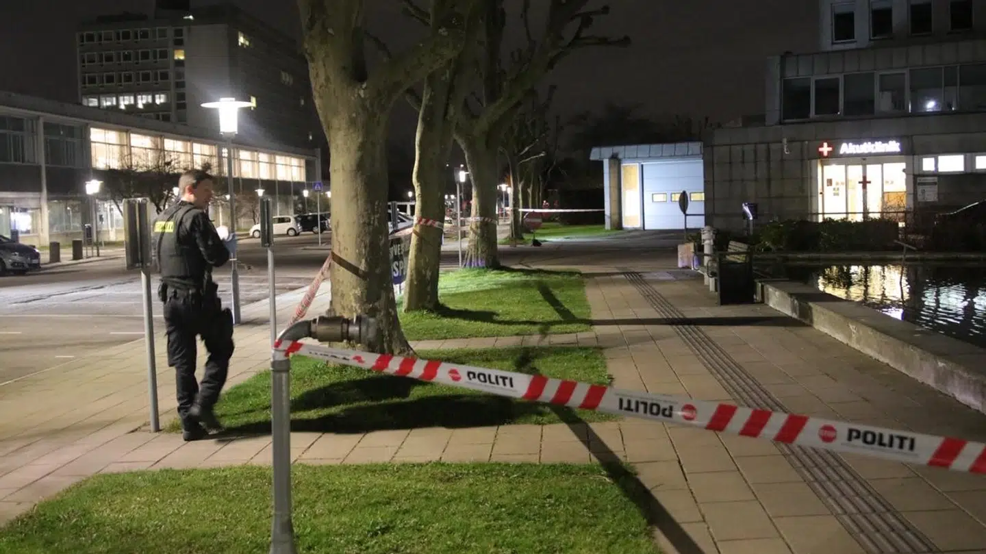 Politiet afspærede et område omkring Glostrup Hospital natten til torsdag.
