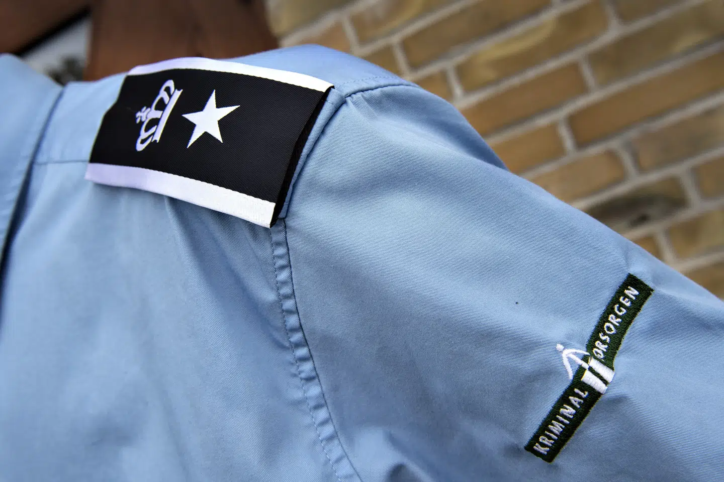 I et svar til Folketingets Retsudvalg oplyser justitsminister Nick Hækkerup (S), at det uniformerede personale i fængslerne det seneste år har fået udbetalt knap 117 millioner kroner for overarbejde. (Arkivfoto) Henning Bagger/Ritzau Scanpix