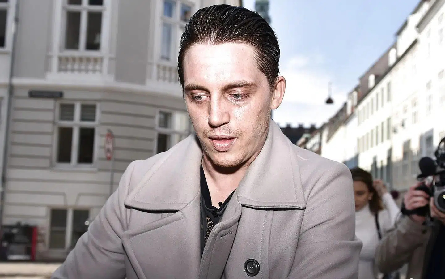 Nicki Bille er tidligere blevet idømt fire måneders fængsel for en række forskellige sager, heriblandt en sag om en trussel med en luftpistol.