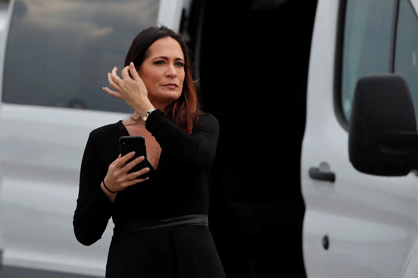 Stephanie Grisham, der nu er ny stabschef og talsperson for USAs førstedame, Melania Trump, ved et af Donald Trumps valgmøder i Florida i juni sidste år, da hun netop var blevet pressetalsperson for præsidenten. Carlos Barria/Reuters