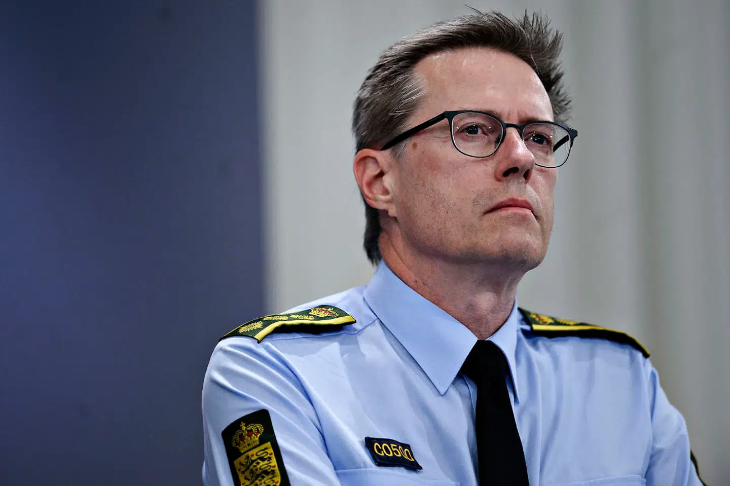 Rigspolitichef i Rigspolitiet Thorkild Fogde, da statsminister Mette Frederiksen (S) mandag holdt pressemøde om COVID-19 i Danmark i Spejlsalen i Statsministeriet. Nu er politiet ramt af skandale. (Foto: Philip Davali/Ritzau Scanpix)