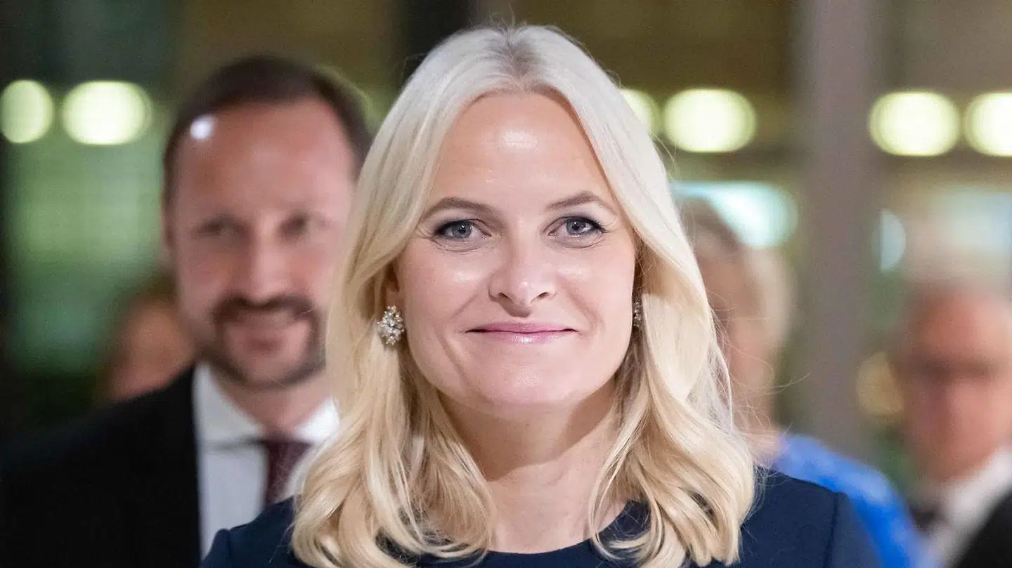 Den norske kronprinsesse Mette-Marit og kronprins Haakon fotograferet i efteråret 2019. (Arkivfoto)