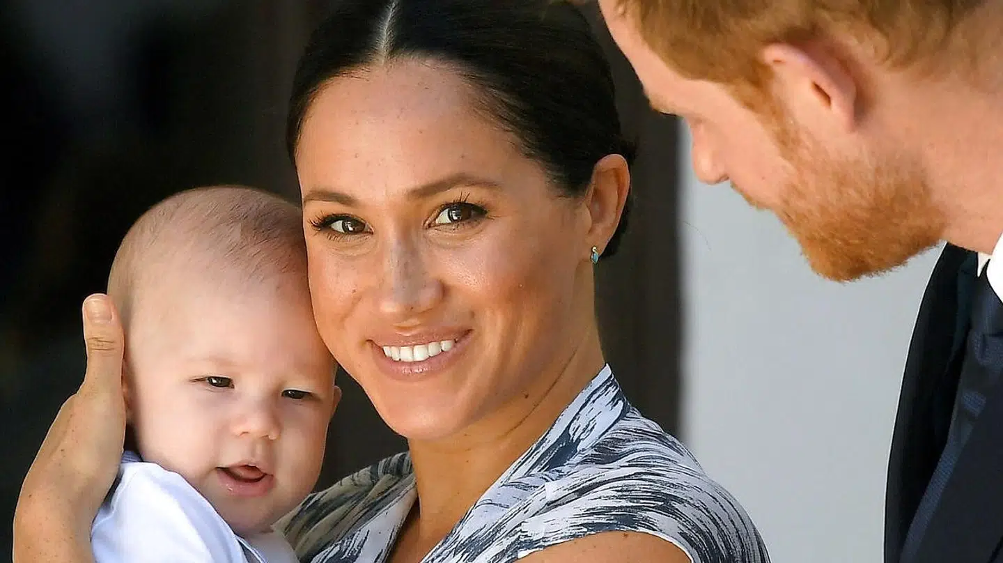 Prins Harry og hertuginde Meghan var ganske hemmelighedsfulde, da sønnen Archie kom til verden. En netop offentliggjort fødselsattest løfter dog sløret for nogle af detaljerne.
