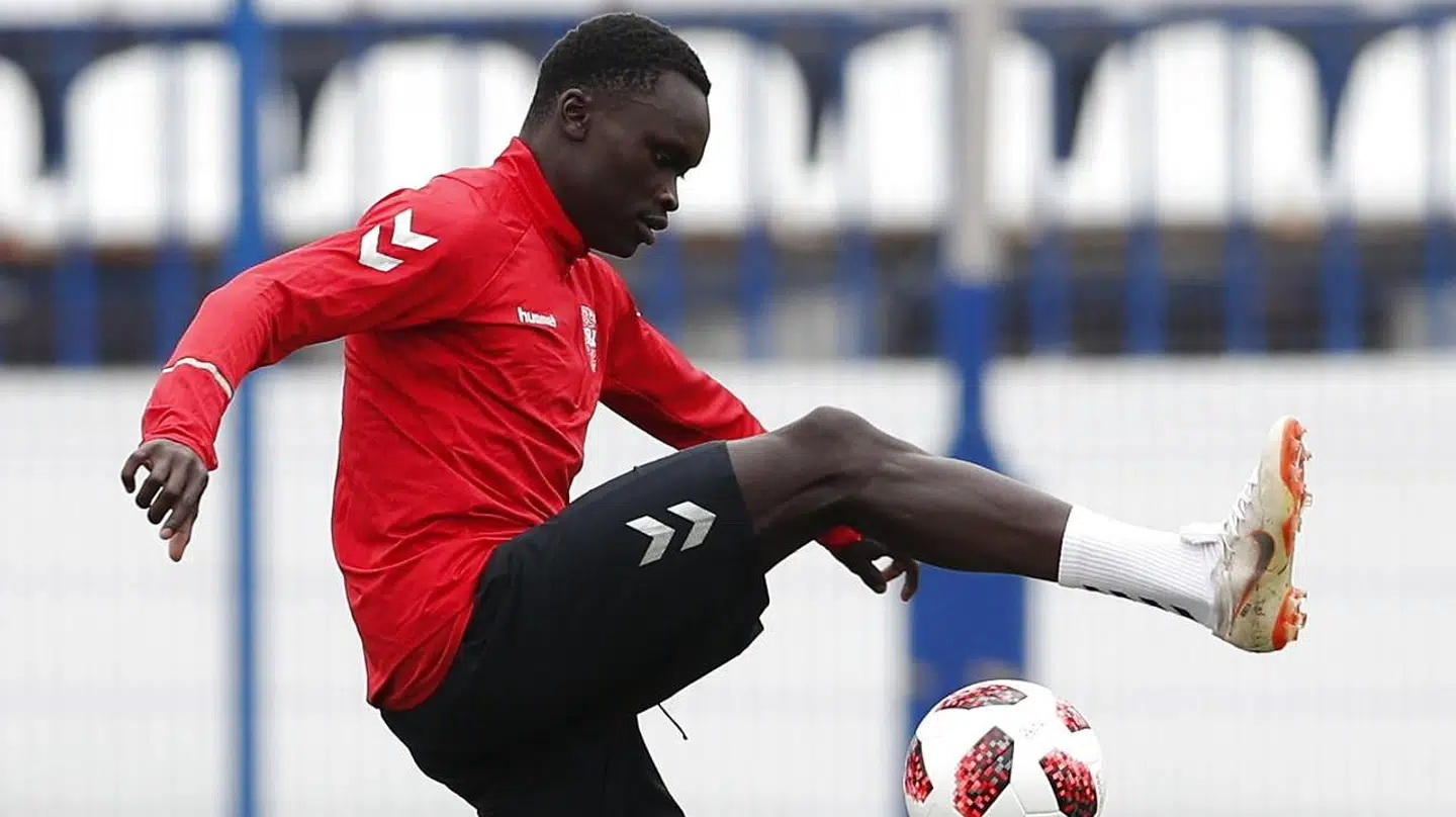 Pione Sisto valgte at køre tilbage til Danmark trods forbud fra sin spanske klub.
