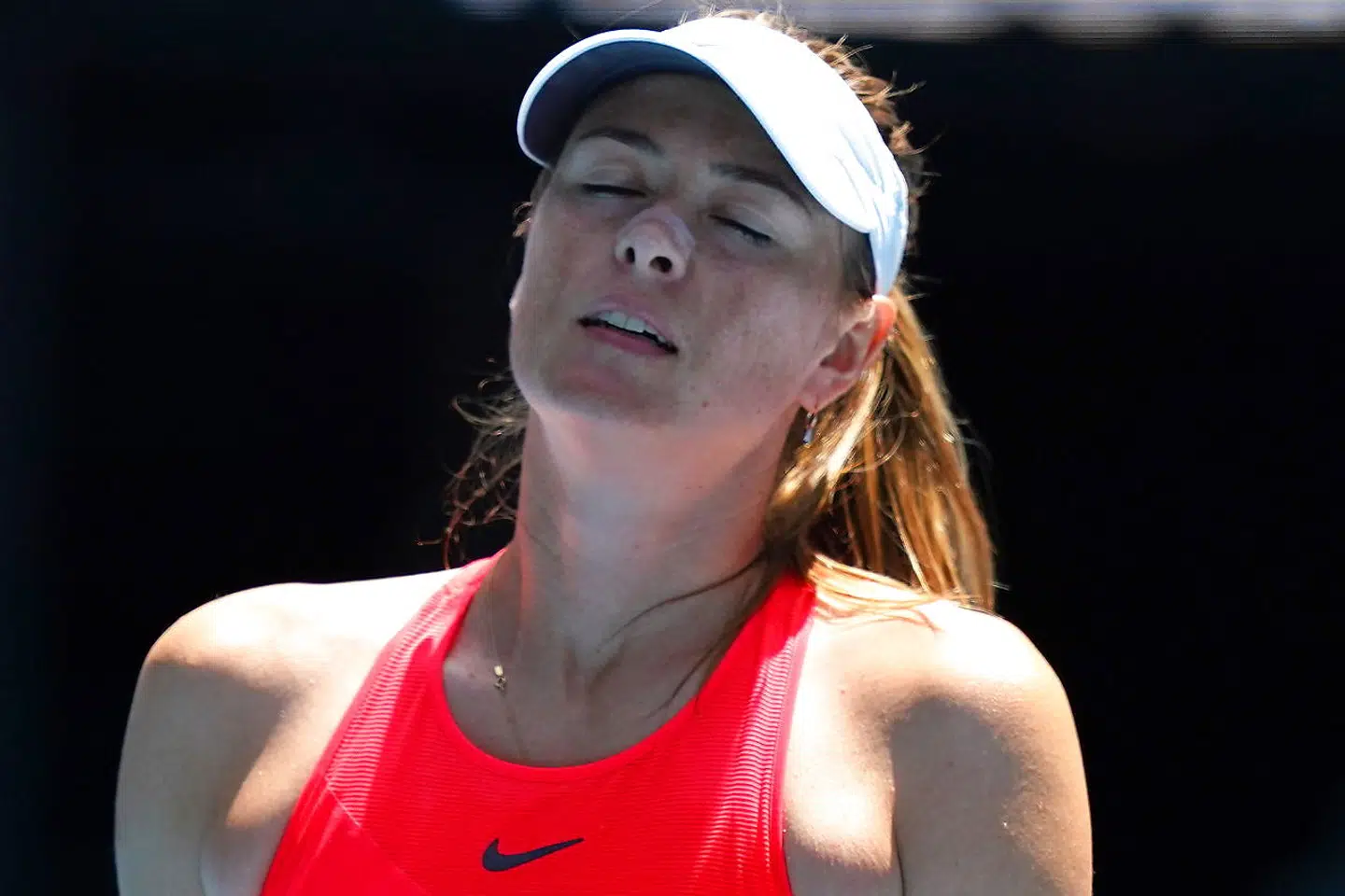 epa08146040 Maria Sharapova of Russia reacts while playing against Donna Vekic of Croatia on day two of the Australian Open tennis tournament during a first round match on day two of the Australian Open tennis tournament at Melbourne Park in Melbourne, Australia, 21 January 2020. EPA/SCOTT BARBOUR AUSTRALIA AND NEW ZEALAND OUT EDITORIAL USE ONLY