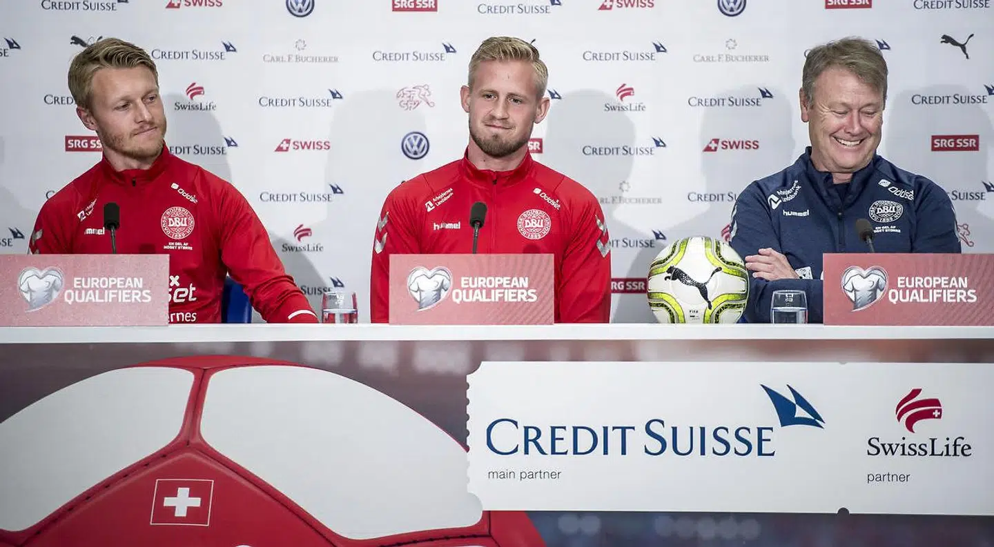Fra venstre: Simon Kjær, Kasper Schmeichel og Åge Hareide.