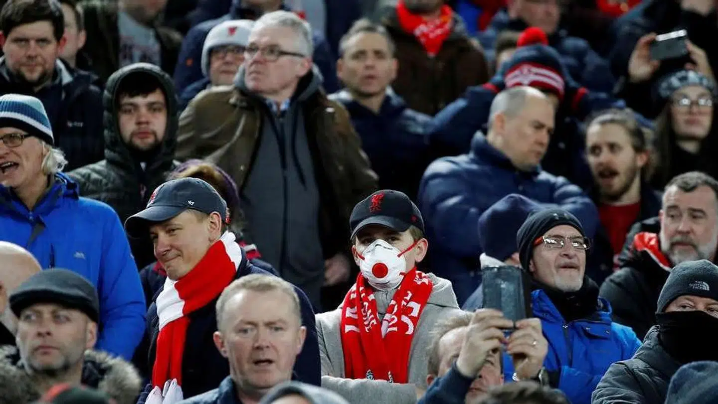 Scener fra tilskuerrækkerne i Champions League-kampen mellem Liverpool og Atlético Madrid på Anfield.