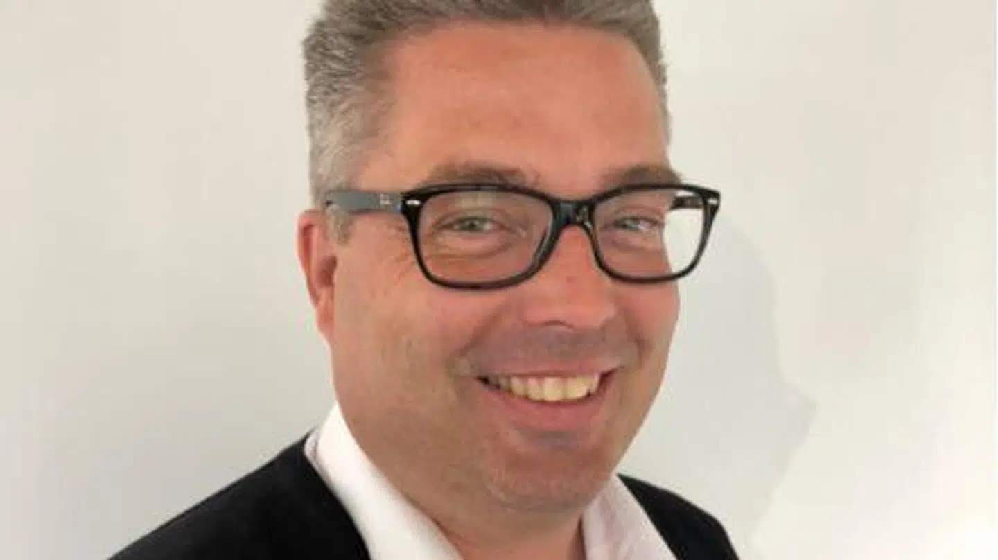 Carsten Qvist er 49 år og har ingen helbredsproblemer. Han aner ikke, hvordan han er blevet smittet med coronavirus, eller hvorfor den ramte ham så hårdt. (Privatfoto)