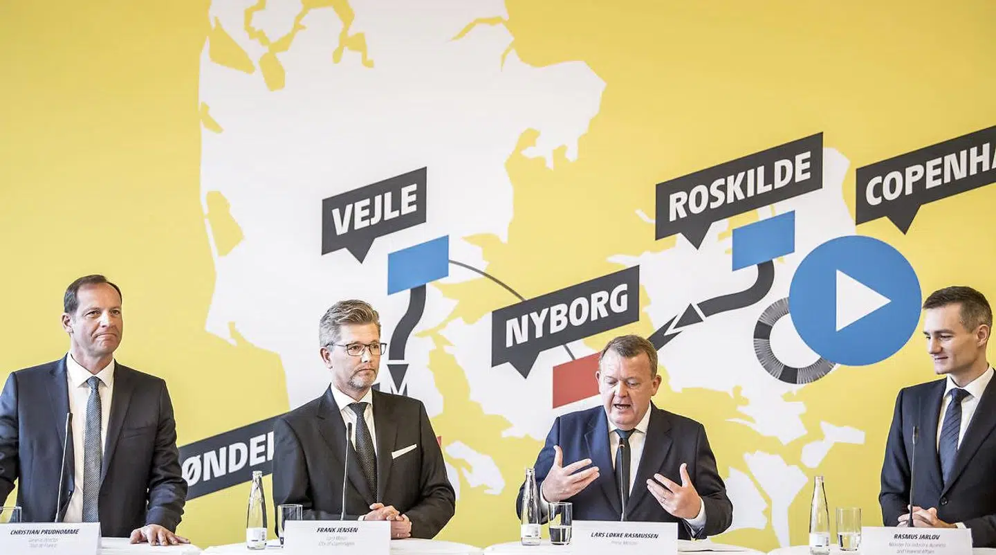 Fra venstre: Tour de Frances løbsdirektør, Christian Prudhomme, Københavns overborgmester, Frank Jensen, tidligere statsminister Lars Løkke Rasmussen og tidligere erhvervsminister Rasmus Jarlov.