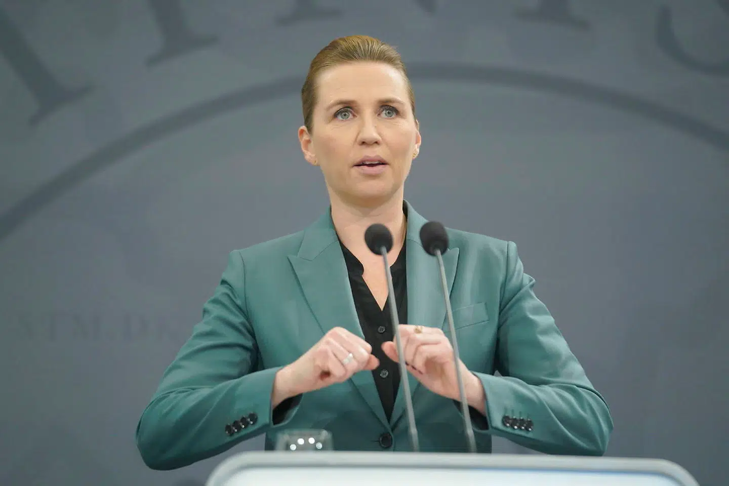Mette Frederiksen roste danskerne for at følge regeringens anvisninger. Og hvis alt går vel, kan der måske blive åbnet lidt op for samfundet efter påske.