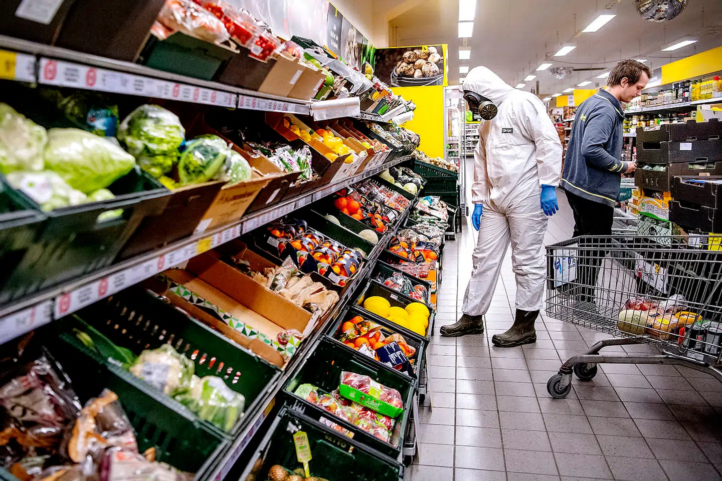 Ulrich Dethlef Húnfjörð Jørgensen prøver at handle så lidt som muligt. Og højst en gang om ugen.