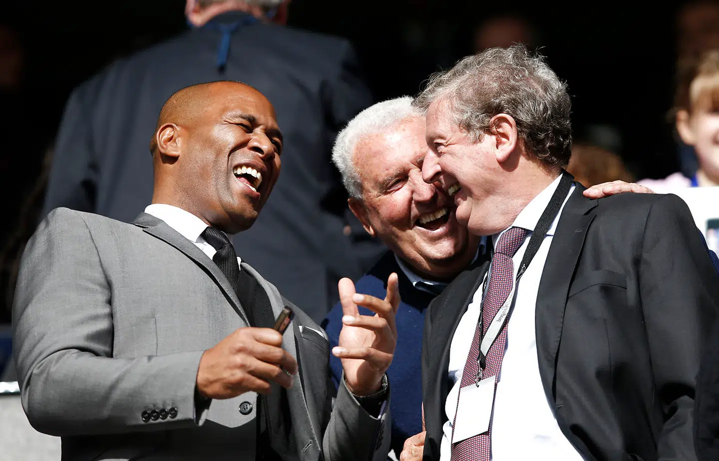 Les Ferdinand (tv) sammen med Roy Hodgson.