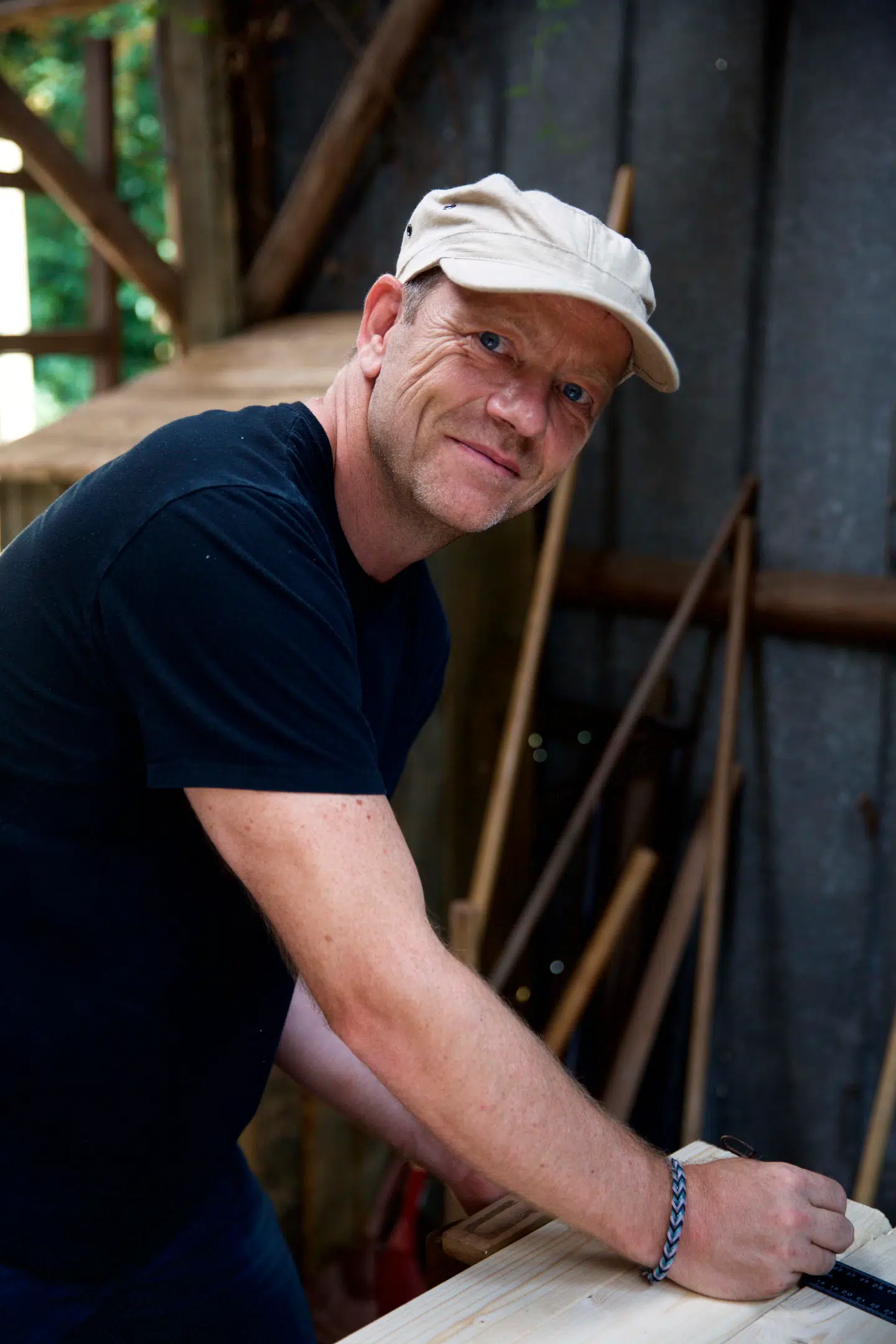 Henrik, 48 år, Vejle, er gift og har to børn. Arbejder som projektleder i en bank. (Foto: Lotta Lemche/TV 2)
