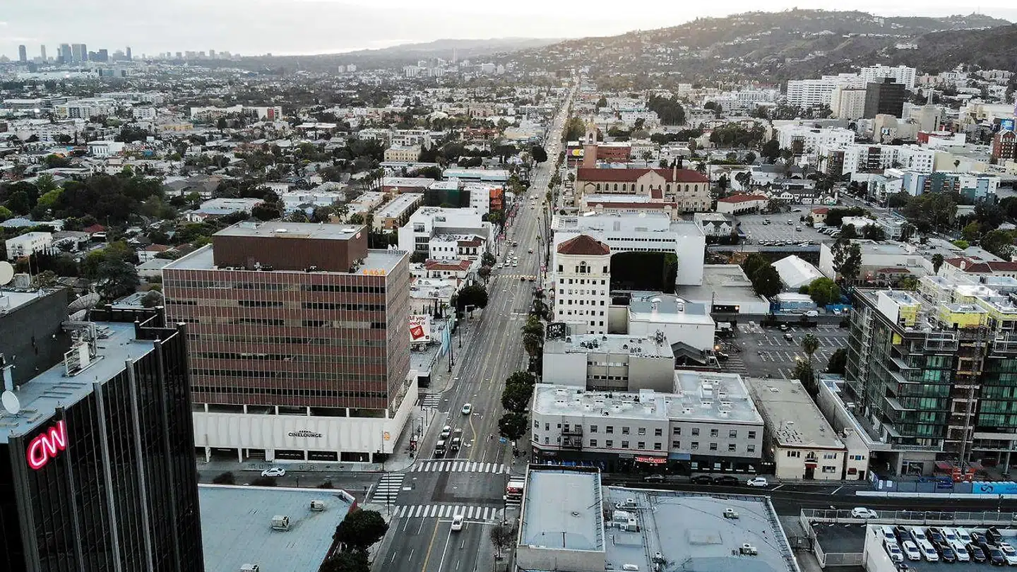 Gaderne er tomme i Los Angeles i USA.