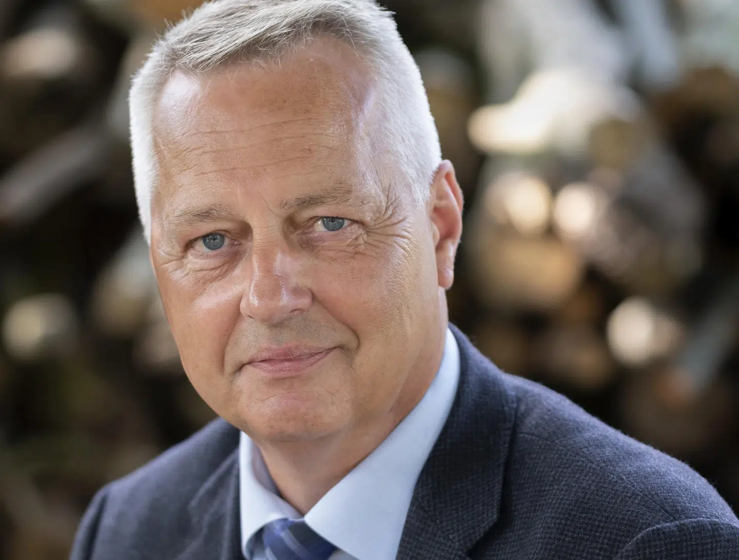 Direktør for Danske Bedemænd Ole Roed Jakobsen mener ikke, at de danske bedemænd er klædt godt nok på til at håndtere corona døde.