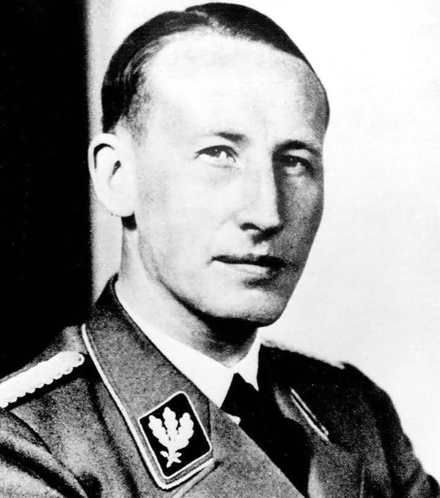 Mordet på Reinhard Heydrich - næstkommanderende i SS - udløste voldsomme hævnaktioner i tjekkiet og kostede hundreder af uskyldige livet.