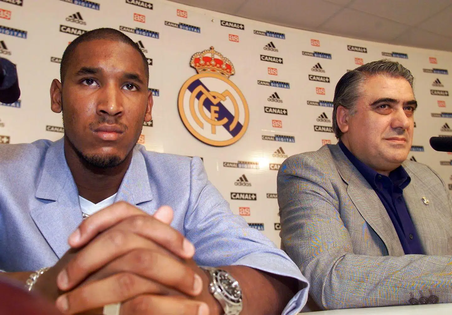 Sådan så det ud, da Lorenzo Sanz i 1999 kunne præsentere Nicolas Anelka som ny Real Madrid-spiller.