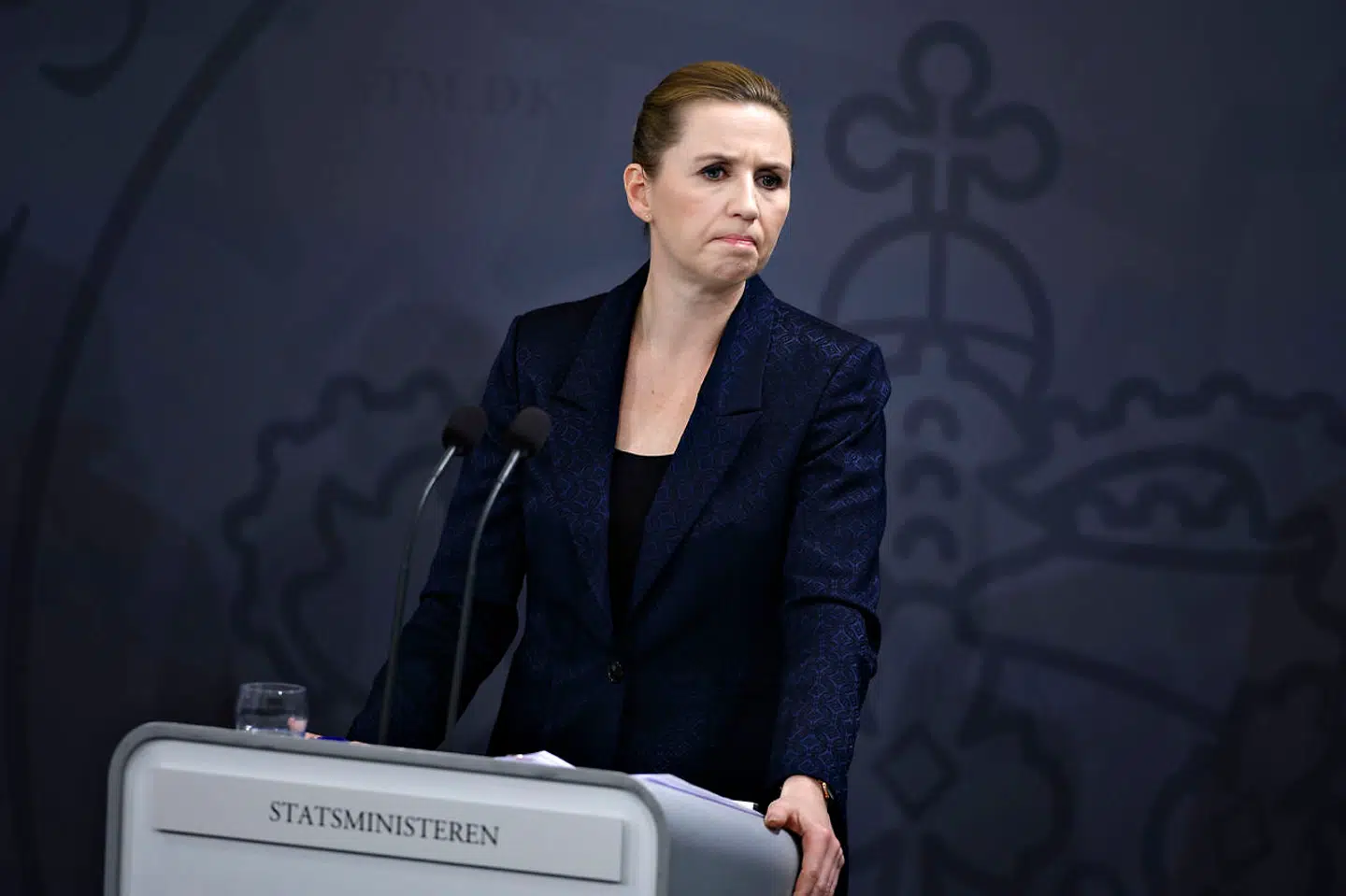 Statsminister Mette Frederiksen (S), da statsministeren, sundheds- og ældreministeren samt en række myndighedsrepræsentanter holder pressemøde om COVID-19 i Spejlsalen i Statsministeriet tirsdag den 17. marts 2020.. (Foto: Philip Davali/Ritzau Scanpix)
