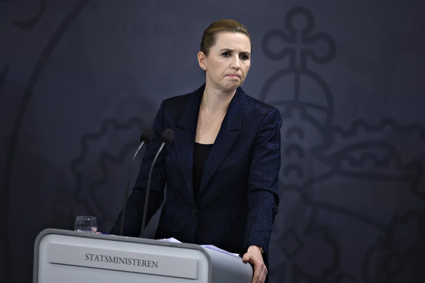 Statsminister Mette Frederiksen (S) kunne tirsdag aften fortælle om yderligere tiltag for at inddæmme coronavirus. Philip Davali/Ritzau Scanpix