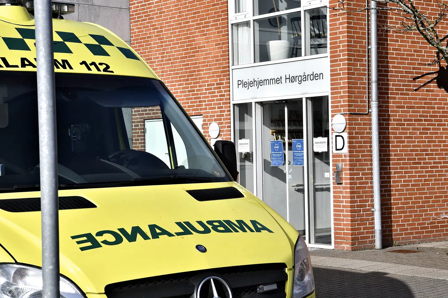 Aarhus Kommune oplyste mandag ifølge Århus Stiftstidende, at en 92-årig mand, som var smittet med coronavirus, var afgået ved døden. Han boede på plejehjemmet Hørgården, hvor en medarbejder tidligere havde fået påvist smitte. (Arkivfoto). Ernst Van Norde/Ritzau Scanpix