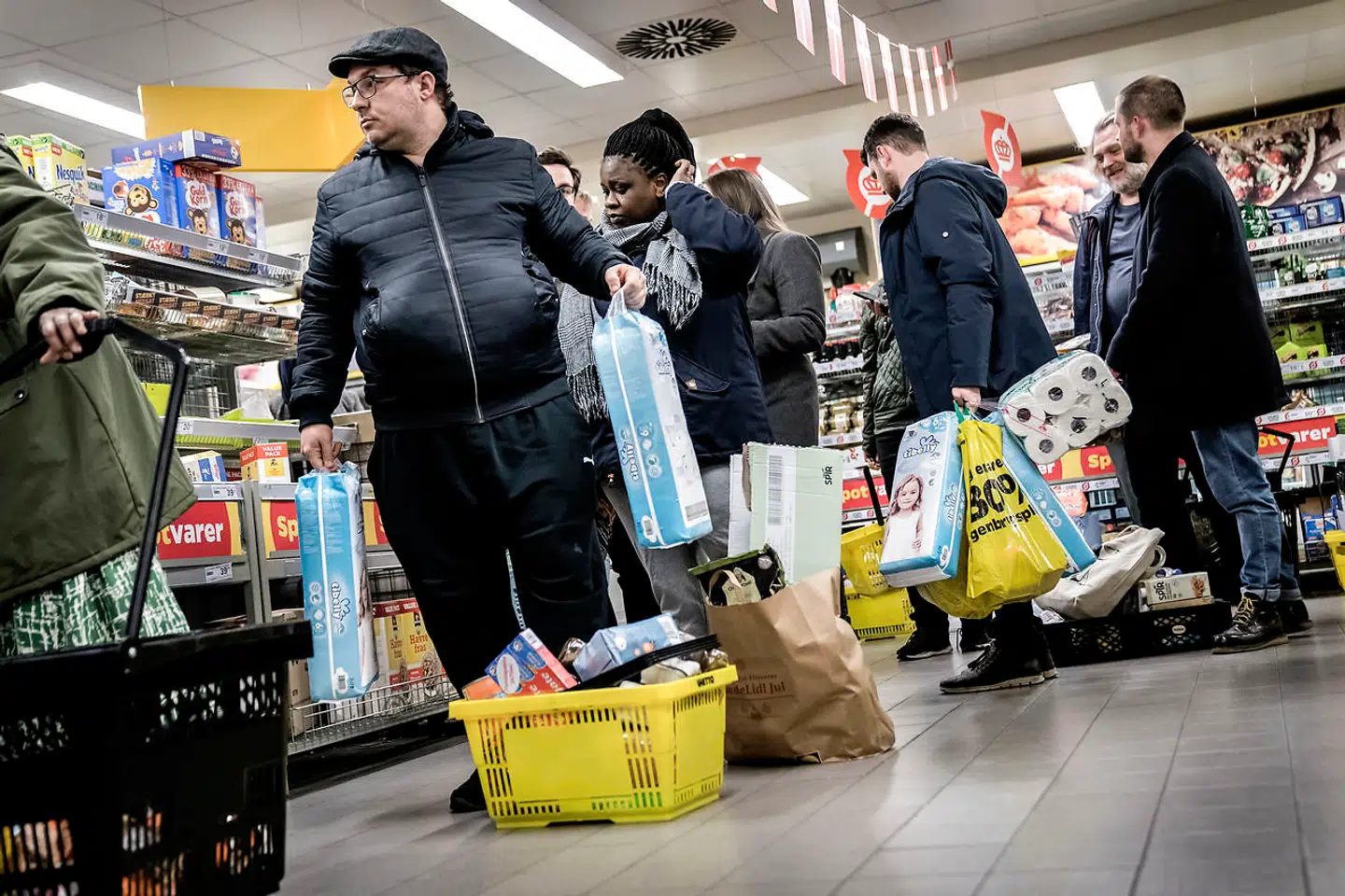 Der blev hamstret toiletpapir og bleer i stor stil efter statsministerens pressemøde tirsdag aften - hvor hun ellers opfordrede danskerne til at handle, som de plejer.