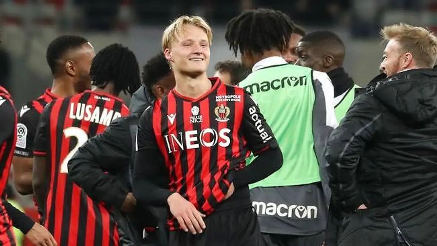 Nice's Danish forward Kasper Dolberg (C) reacts at the end of the French L1 football match Nice against Monaco on March 7, 2020 at the Allianz Riviera stadium in Nice, southeastern France. (Photo by VALERY HACHE / AFP)