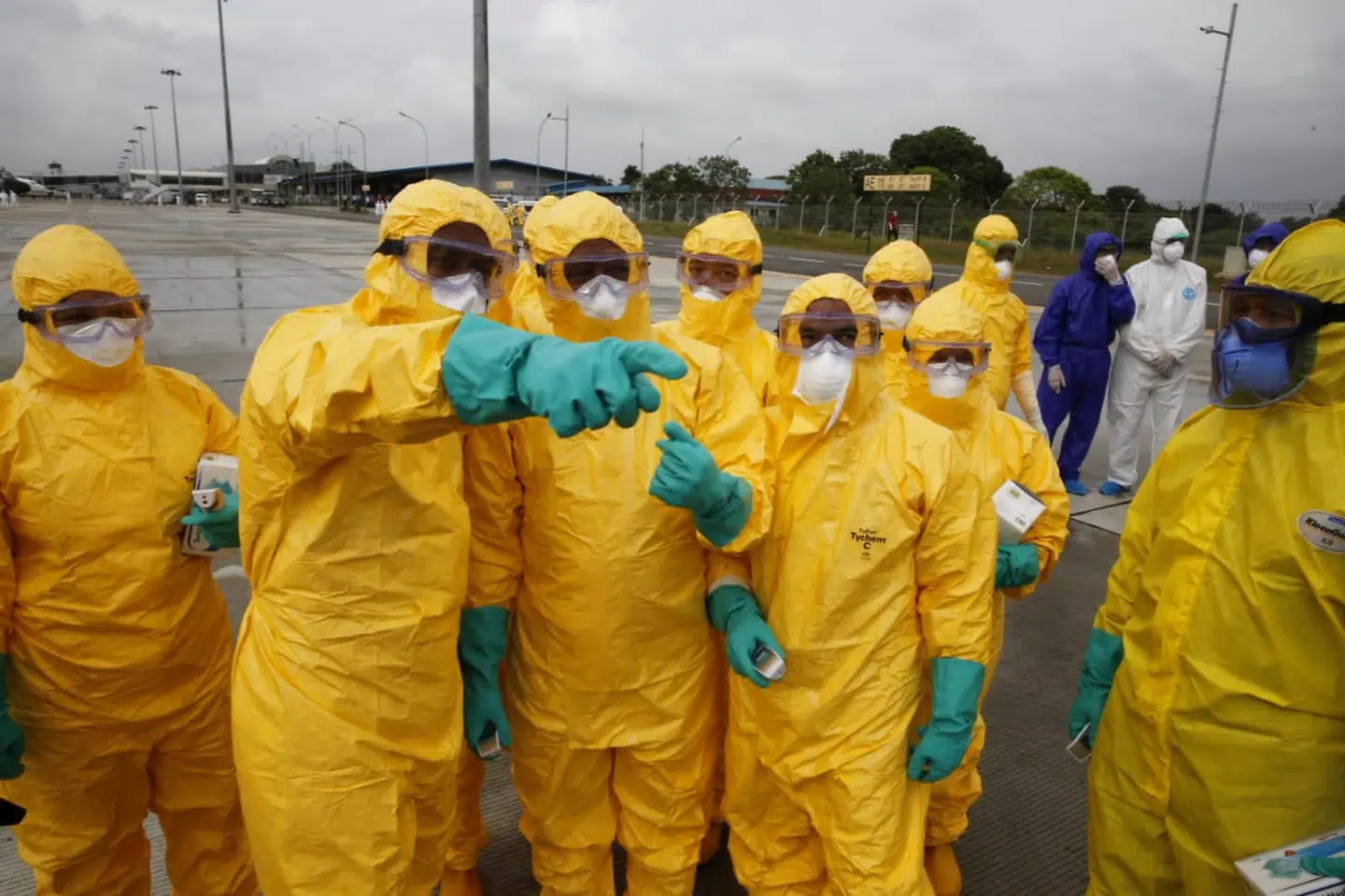 Sundhedspersonale i Wuhan i Kina, hvor covid-19-epidemien brød ud.