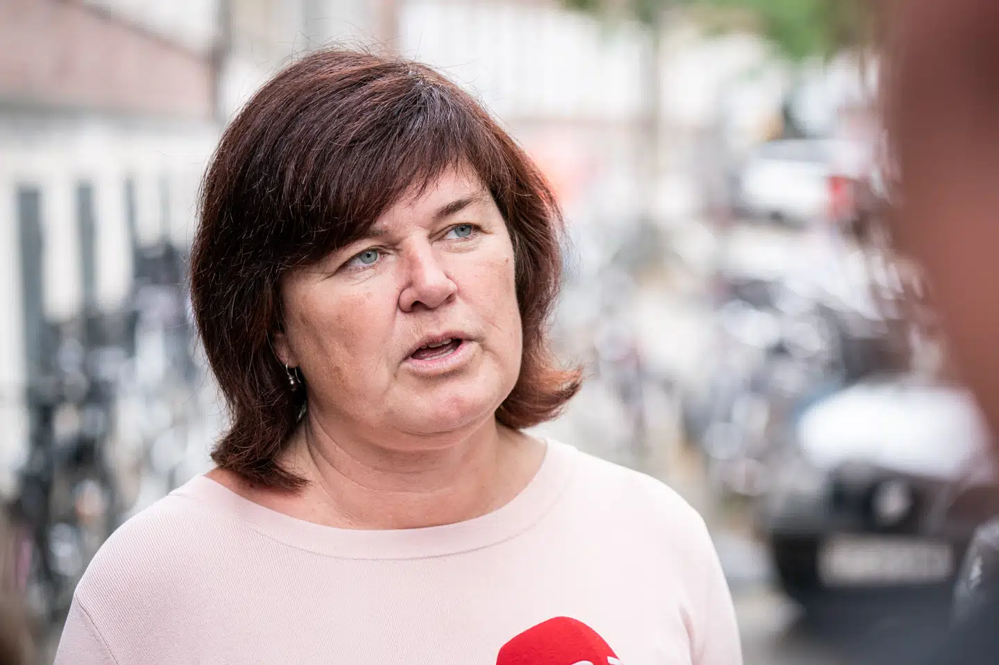 SF's retsordfører Karina Lorentzen Dehnhardt foreslår blandt andet en politienhed og en særlig stalking-paragraf som midler, der kan skærpe indsatsen. Niels Christian Vilmann/Ritzau Scanpix