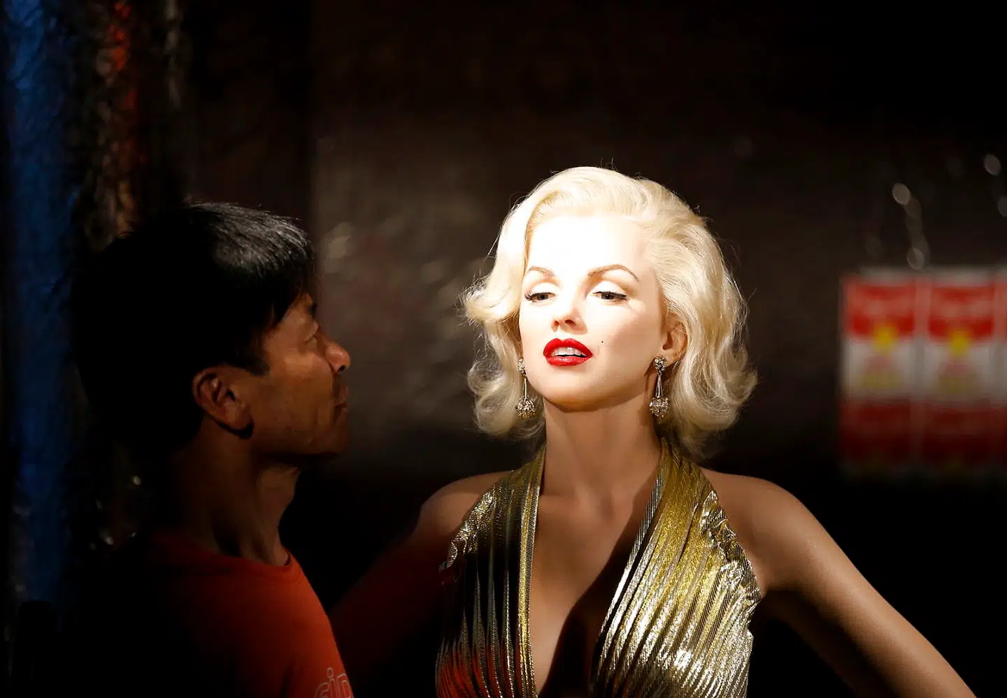 Mænd har alle dage været fasineret af kvinder - nogle mere end andre.