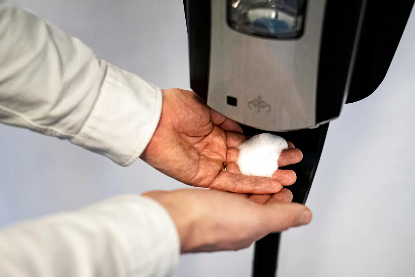 Grundig håndvask og håndsprit reducerer risikoen for smitte af coronavirus, København, den 28. februar 2020.. (Foto: Ida Guldbæk Arentsen/Ritzau Scanpix)