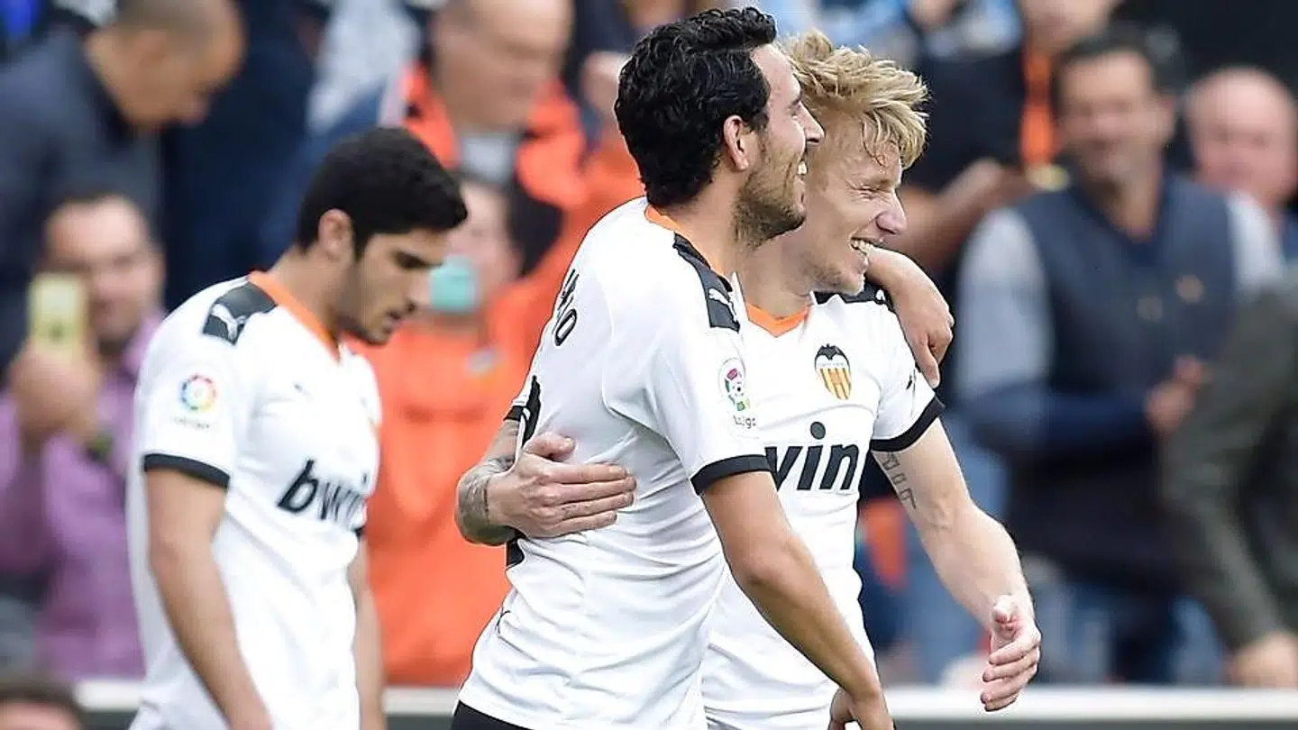 Daniel Wass (th.) og resten af Valencia-holdet skal spille Champions League-kamp for lukkede døre.